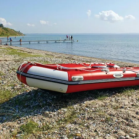 Prázdninový dům Four-bedroom In