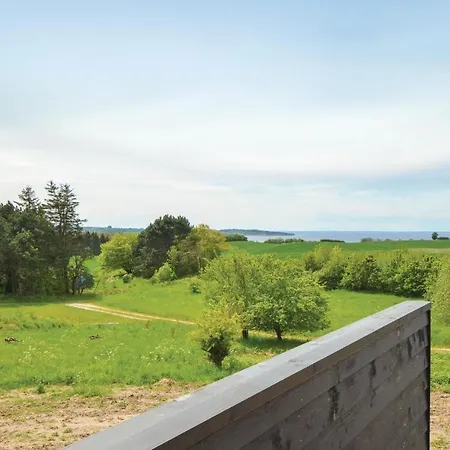 Four-bedroom In Prázdninový dům