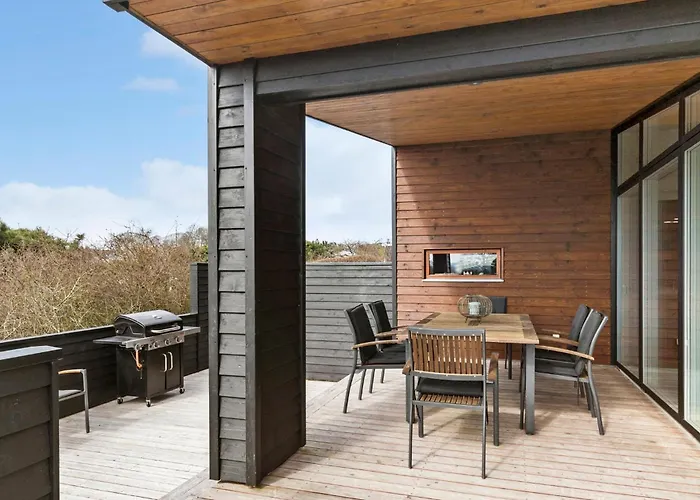 Сasa de vacaciones Four-bedroom In Knebel